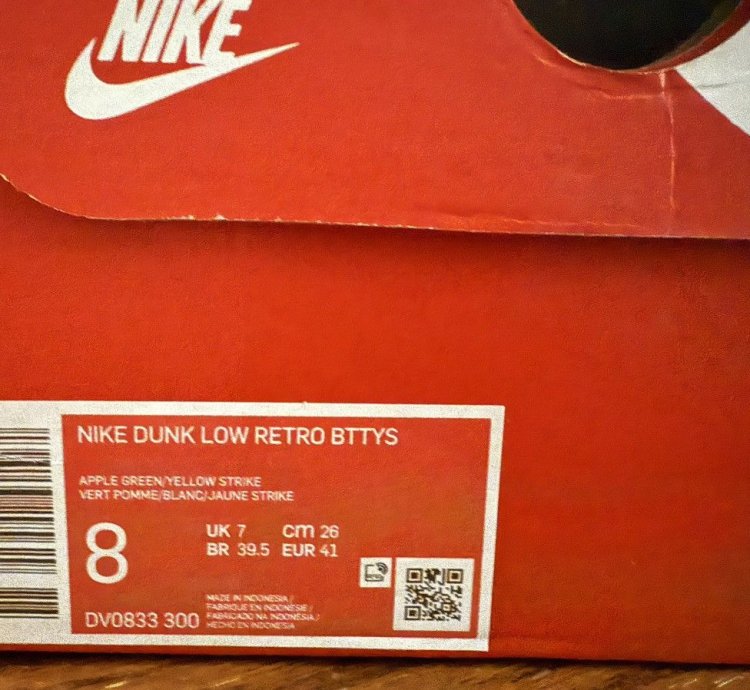 Nike Dunk Low Retro Bttys Brazil New Size 8