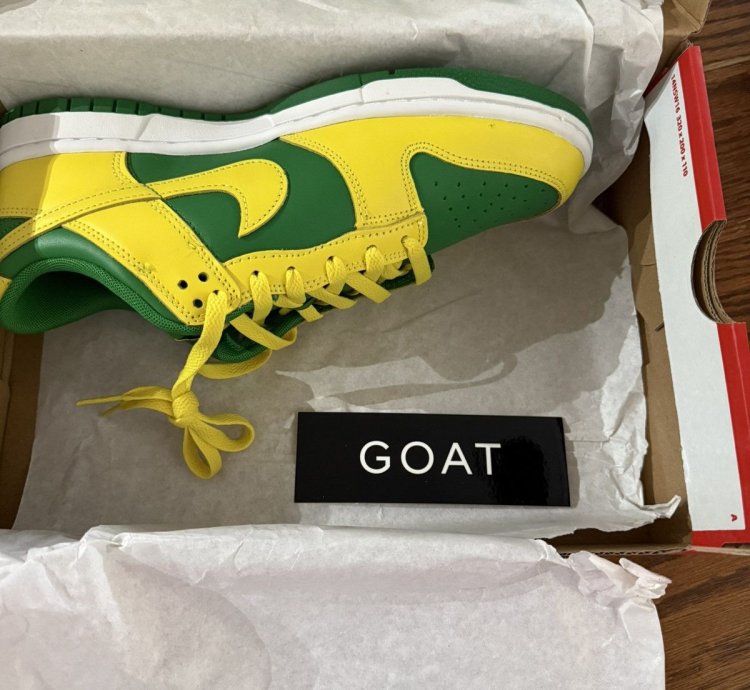 Nike Dunk Low Retro Bttys Brazil New Size 8