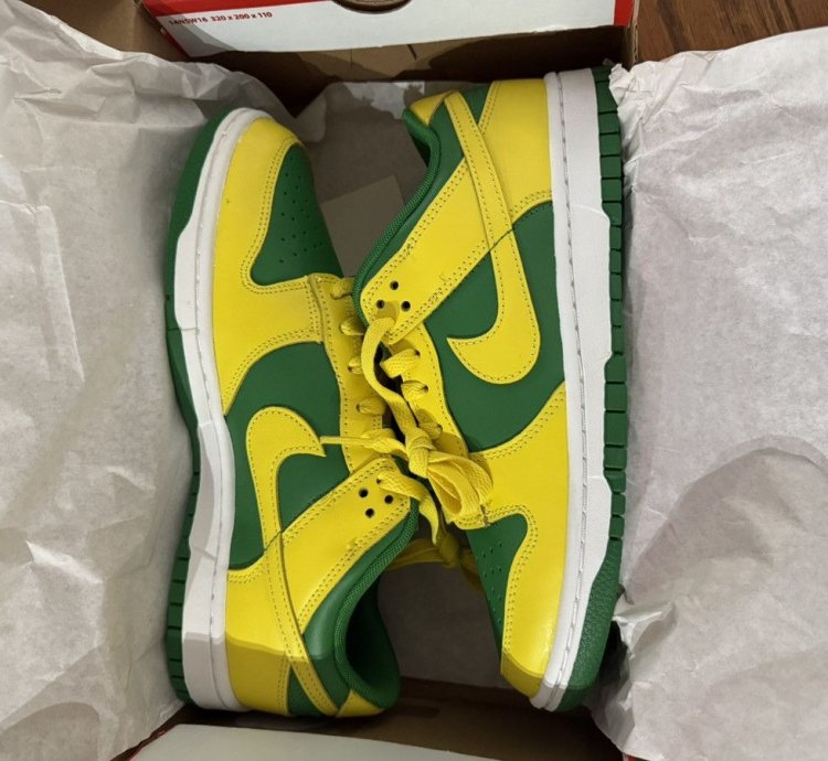 Nike Dunk Low Retro Bttys Brazil New Size 8