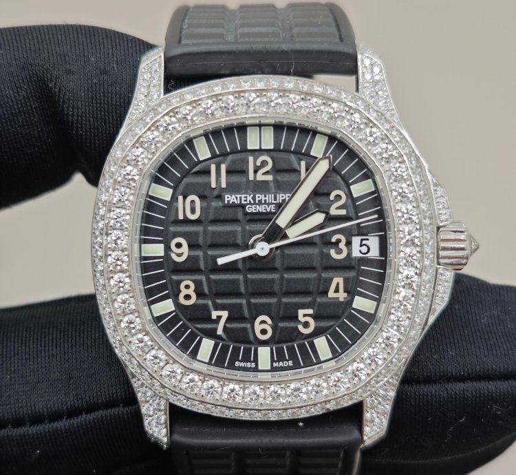 Patek Philippe Aquanaut 5069g-001