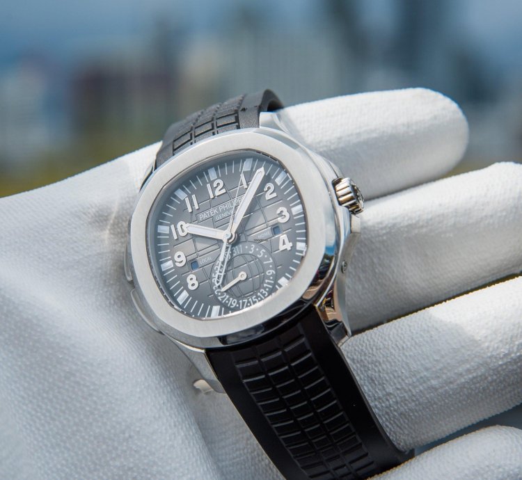 Patek Philippe Aquanaut 5164a 2019 Aquanaut Steel Travel Time 5164a-001