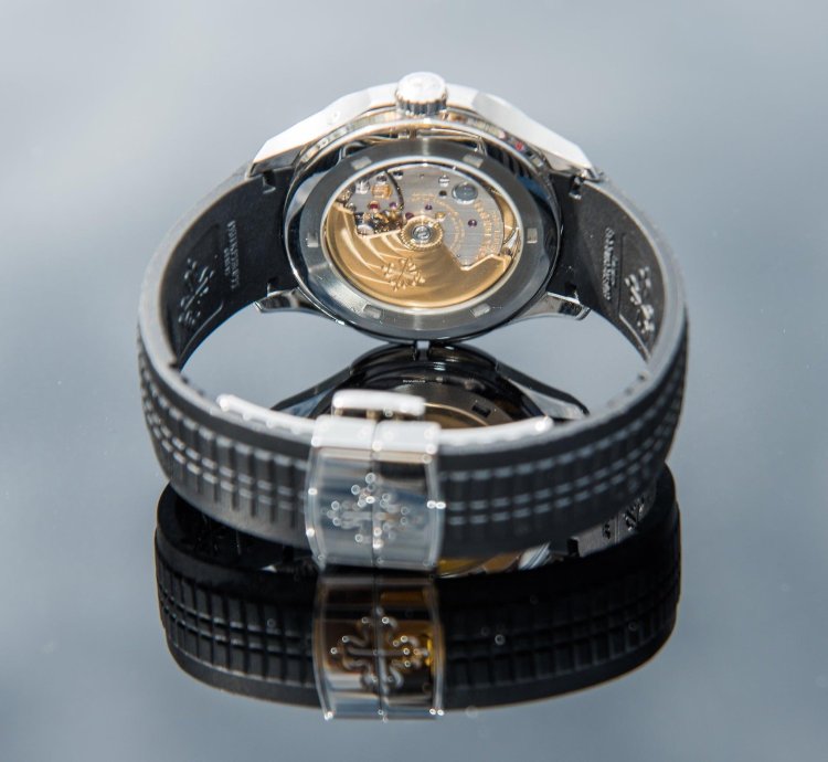 Patek Philippe Aquanaut 5164a 2019 Aquanaut Steel Travel Time 5164a-001
