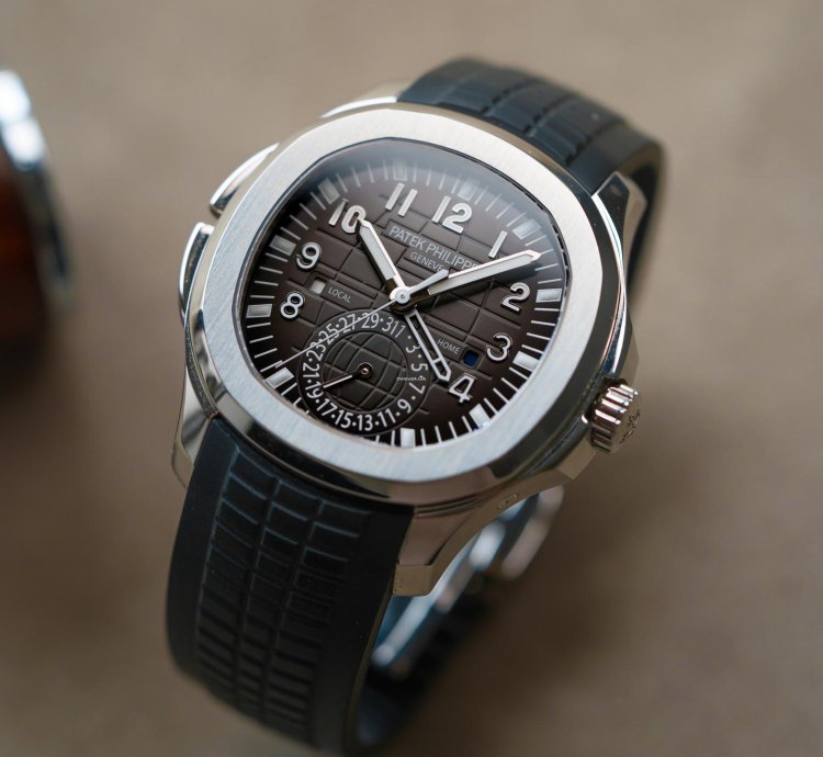 Patek Philippe Aquanaut 5164a Aquanaut Travel Time Steel