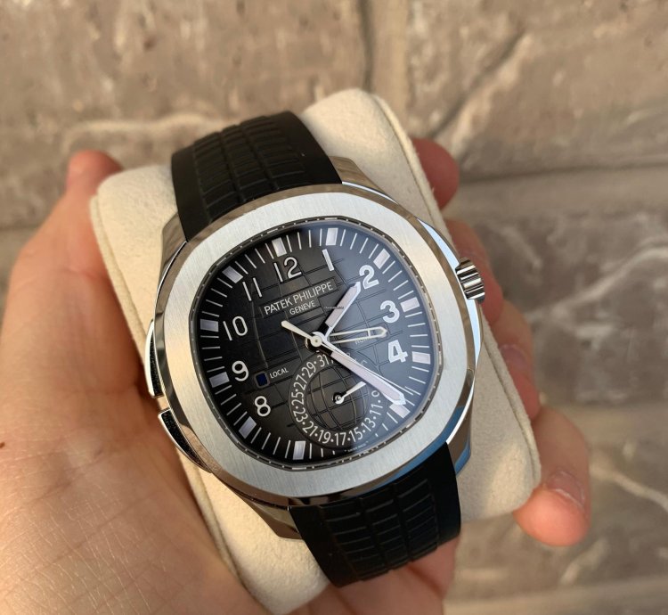 Patek Philippe Aquanaut 5164a-001 Black Aquanaut