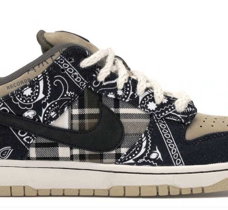 Sb Dunk Low Travis Scott regular Box