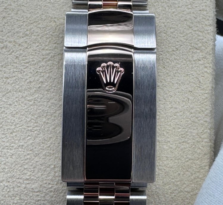 Rolex Datejust 36 Mop Diamond Dial Unworn