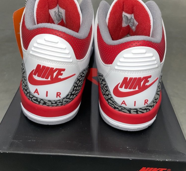 Size 10 - Nike Air Jordan 3 Retro Og Fire Red 2022 Ds New