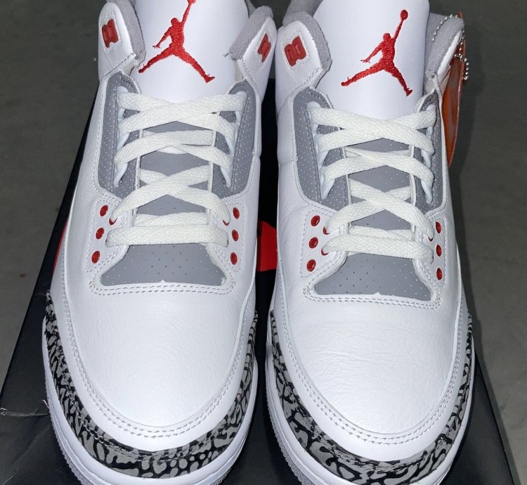 Size 10 - Nike Air Jordan 3 Retro Og Fire Red 2022 Ds New