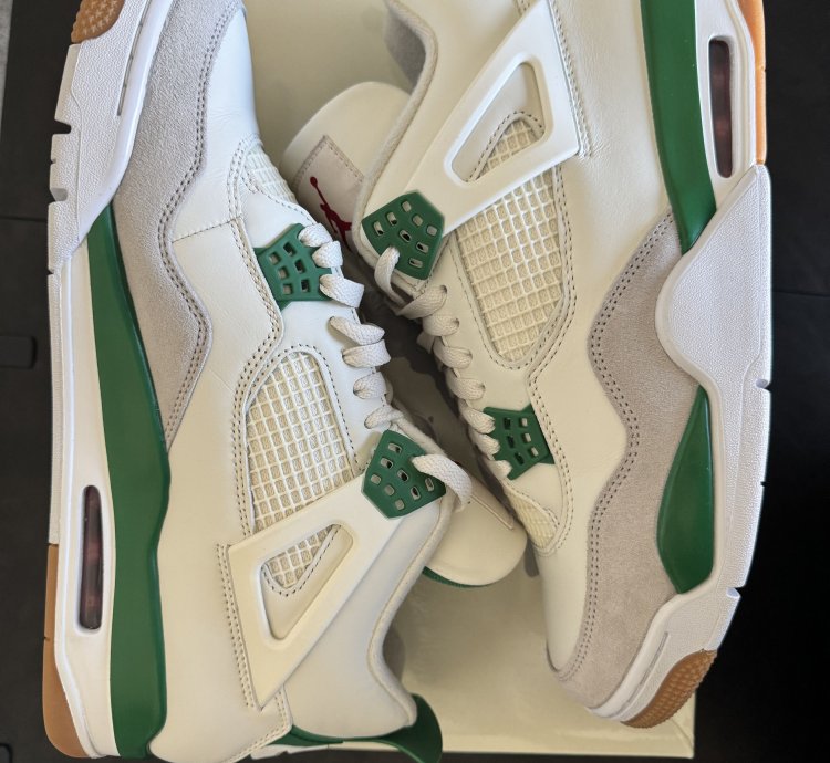 Nike Sb Air Jordan 4 Pine Green