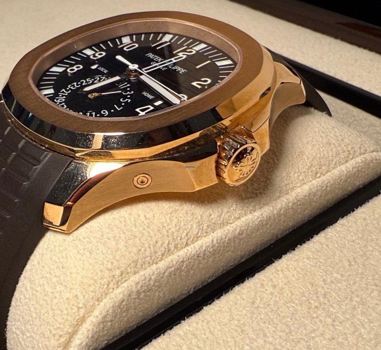 Patek Philippe Aquanaut 5164r-001