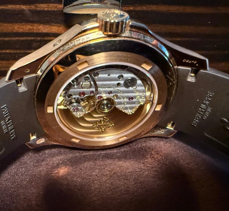 Patek Philippe Aquanaut 5164r-001