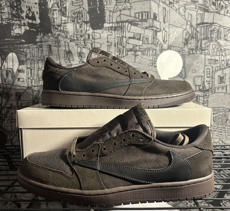 Size 12 Travis Scott Air Jordan 1 Velvet Brown