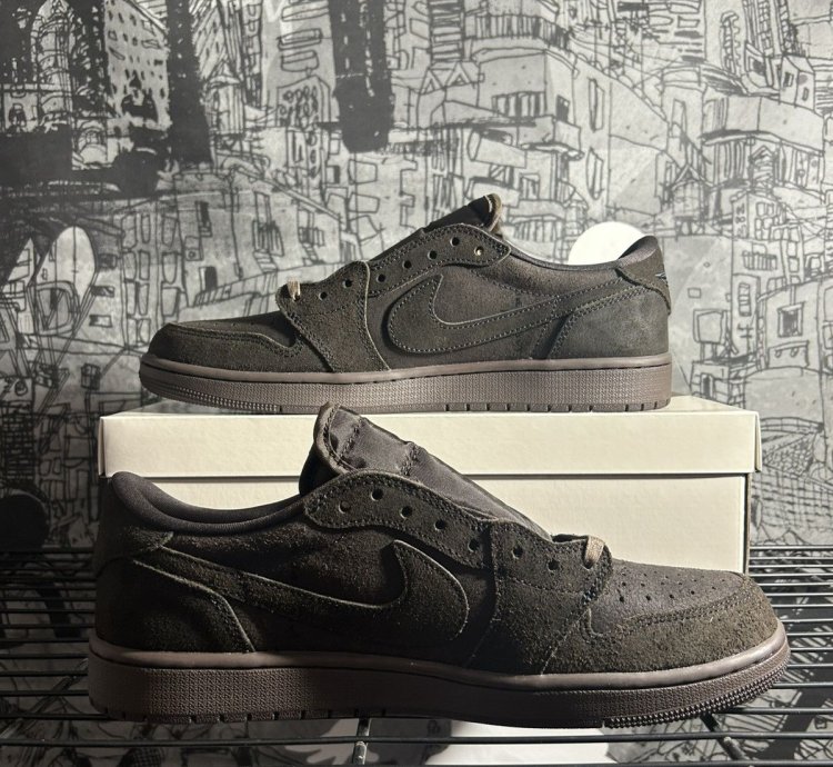 Size 12 Travis Scott Air Jordan 1 Velvet Brown