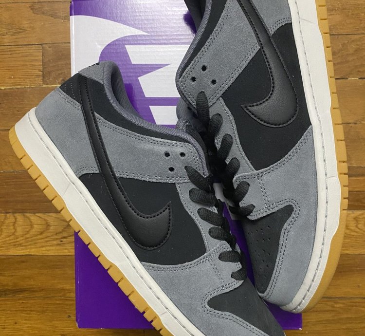 Size 13 - Nike Sb Dunk Low Dark Smoke Grey Black Men
