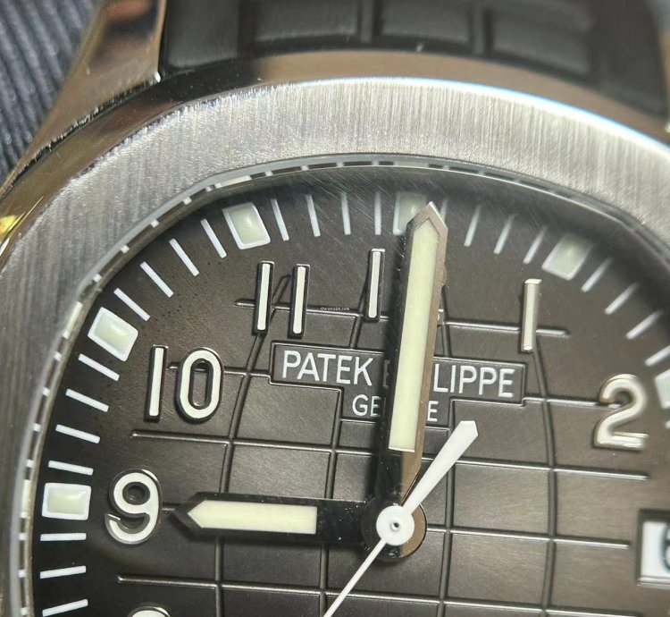 Patek Philippe Aquanaut 5165a-001