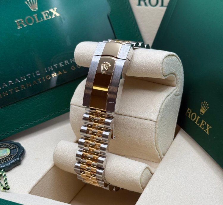 Rolex Datejust 36 New 2025 Mop Diamond Dial Two Tone Yellow Gold Diamond Bezel Jubilee Bracelet