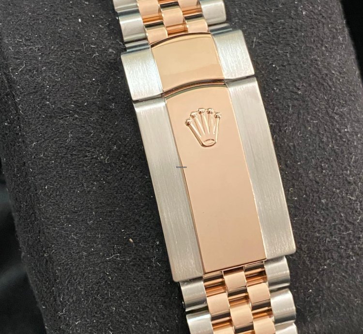 Rolex Datejust 36 New 2025 Unworn Datejust 36 2-tone Jubilee Factory Diamond Bezel Black Diamond Dial