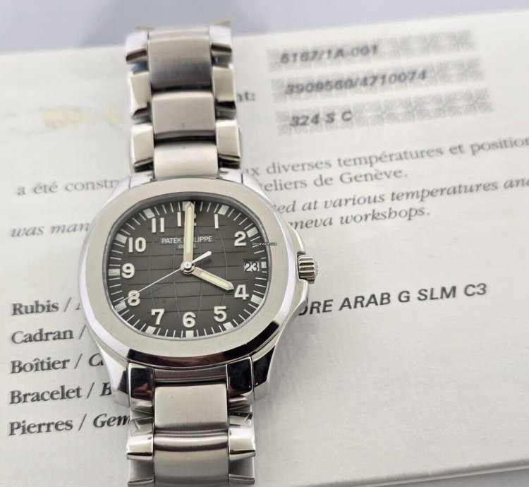 Patek Philippe Aquanaut 5167 1a 40mm Auto Luxury Watch Gorgeous 2010 Papers