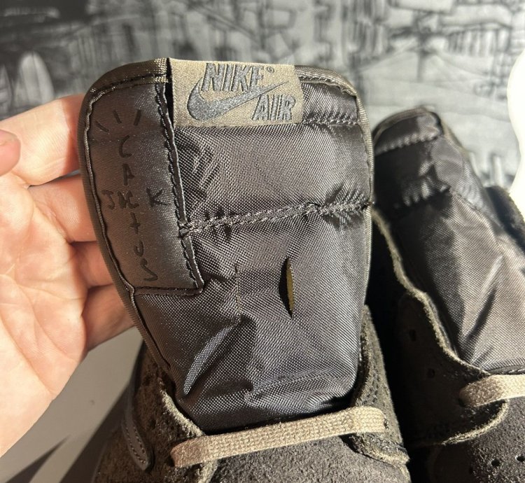 Size 8 Travis Scott Air Jordan 1 Velvet Brown