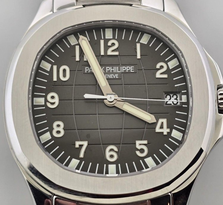Patek Philippe Aquanaut 5167 1a 40mm Auto Luxury Watch Gorgeous 2010 Papers