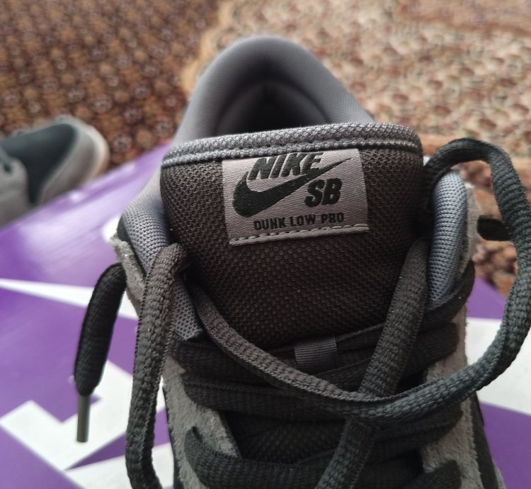 Nike Sb Dark Smoke Grey Us11 5 Eu45 5