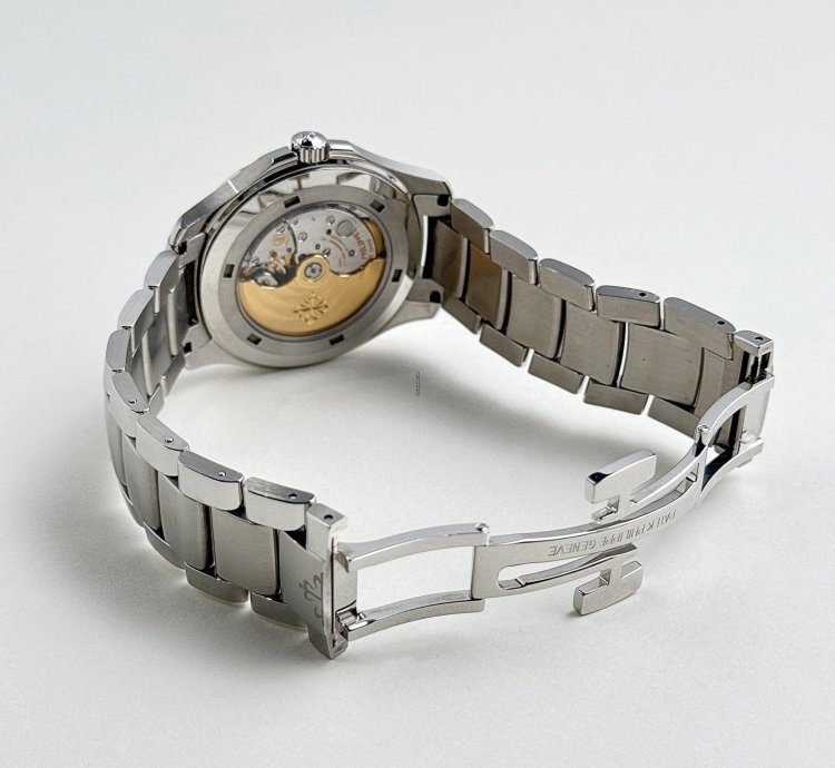 Patek Philippe Aquanaut 5167 1a-001 Selfwinding Stainless Steel Black Dial 2024