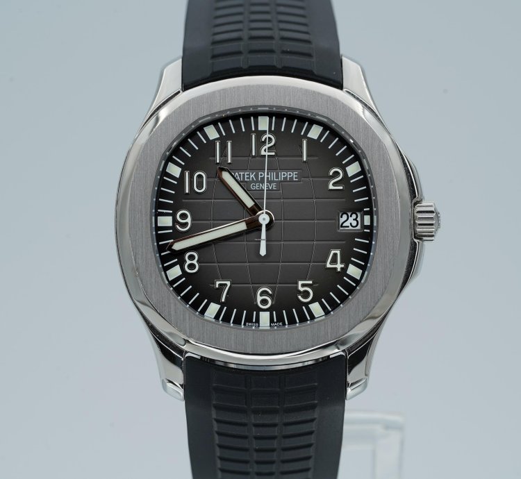 Patek Philippe Aquanaut 5167a Stainless Steel Black Dial Bracelet And Rubber