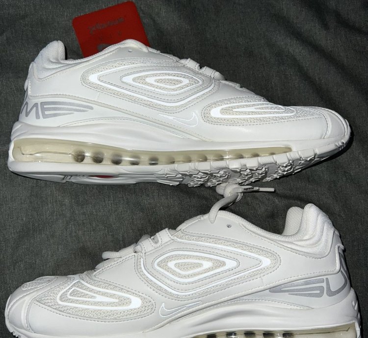Supreme Nike Air Max 98 Tl