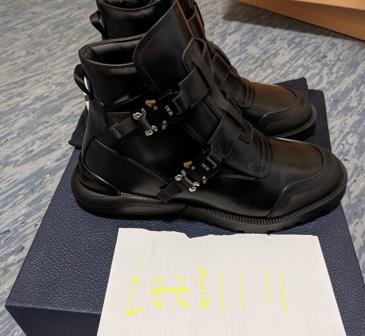 Dior Combat Boots From Dior 19 Pre Fall Runway