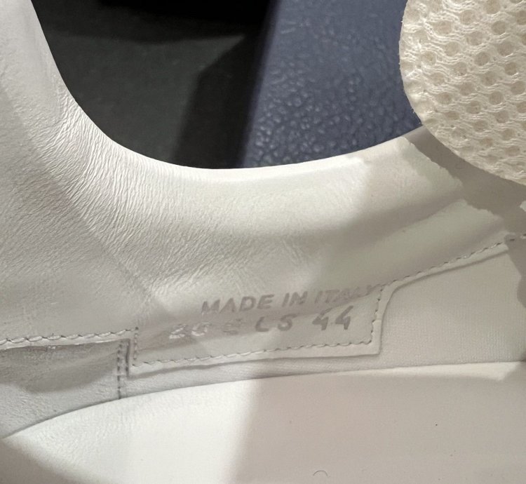 Dior Daniel Arsham B01 Sneakers Brand New