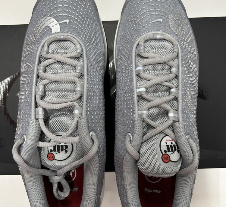 Supreme Nike Dn Silver Bullet