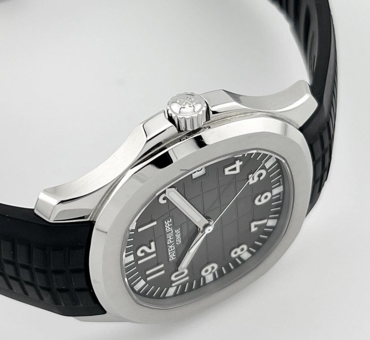 Patek Philippe Aquanaut 5167a-001 Selfwinding Stainless Steel Black Dial 2021
