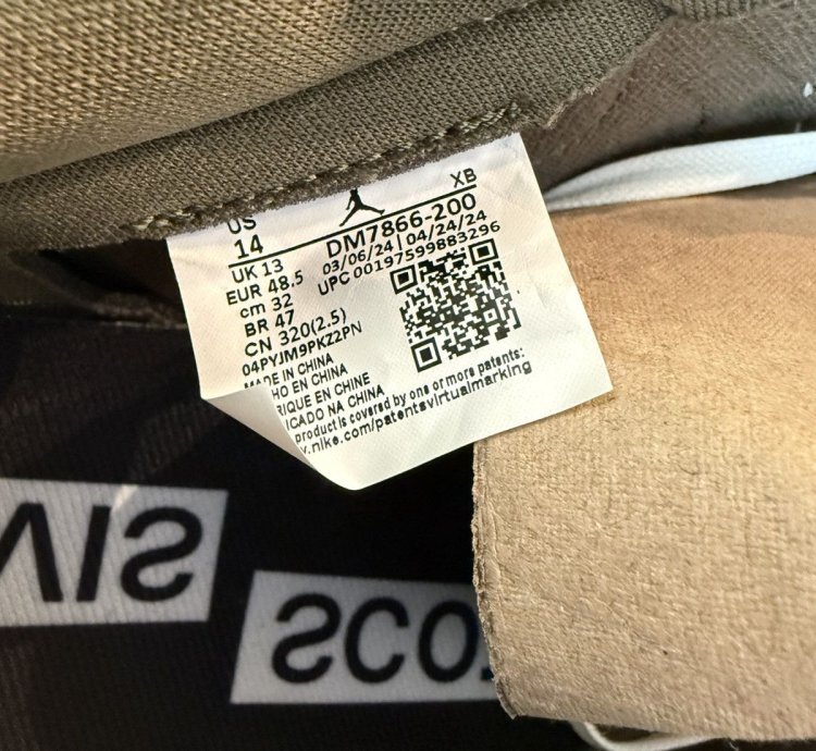 Travis Scott Air Jordan 1 Low Reverse Olive