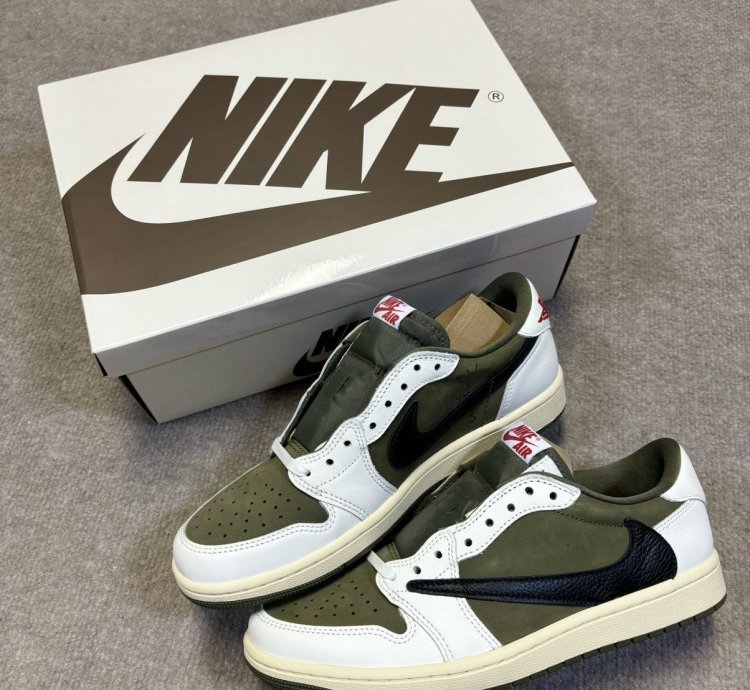 Travis Scott Air Jordan 1 Retro Low Og Sp Medium Olive