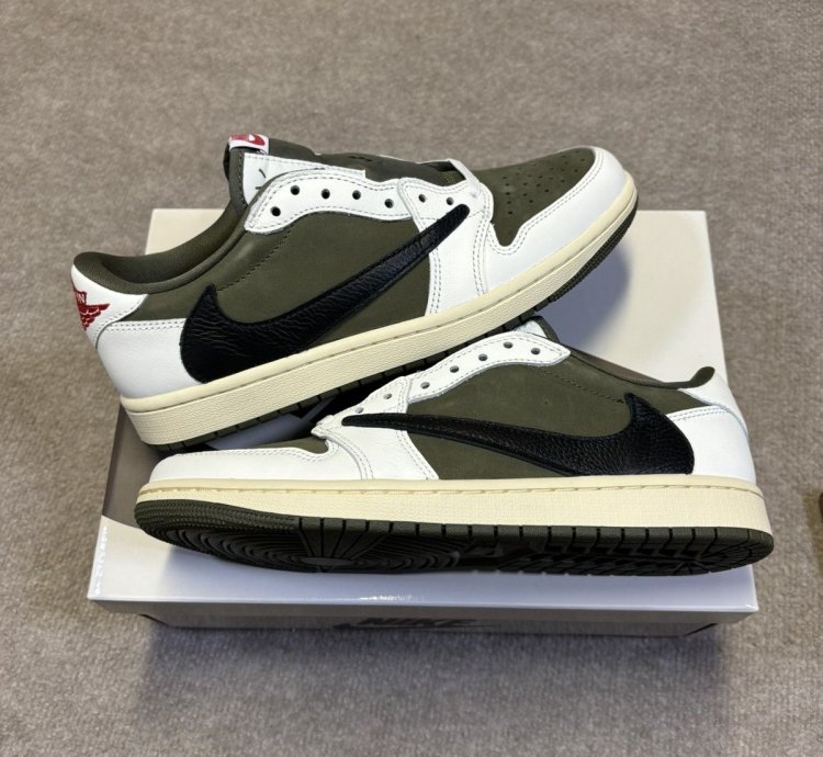 Travis Scott Air Jordan 1 Retro Low Og Sp Medium Olive