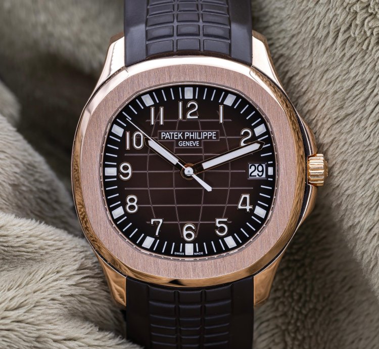 Patek Philippe Aquanaut 5167r-001 40mm Rose Gold Brown Dial Full Set
