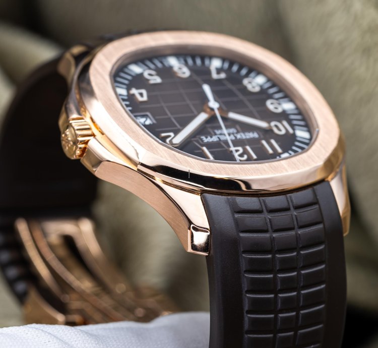 Patek Philippe Aquanaut 5167r-001 40mm Rose Gold Brown Dial Full Set