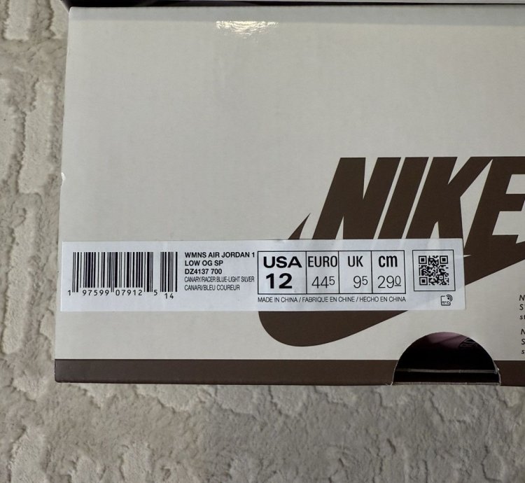 Travis Scott Jordan 1 Low Canary