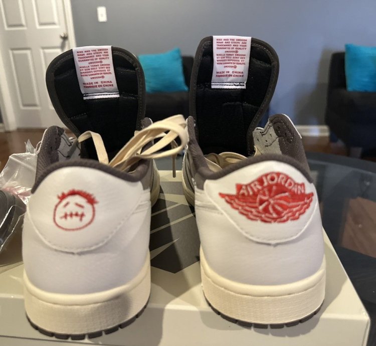 Travis Scott Jordan 1 Low Reverse Mocha