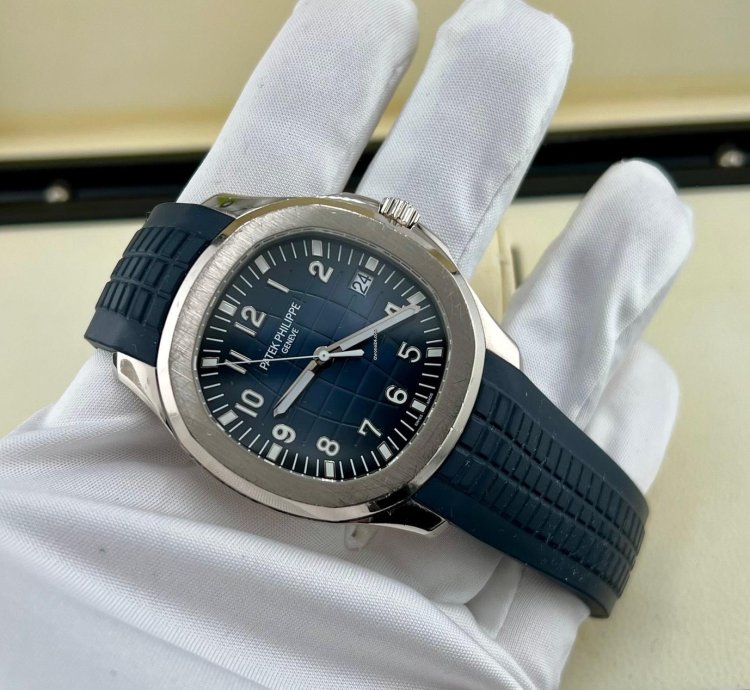 Patek Philippe Aquanaut 5168g White Gold Blue Dial 2019