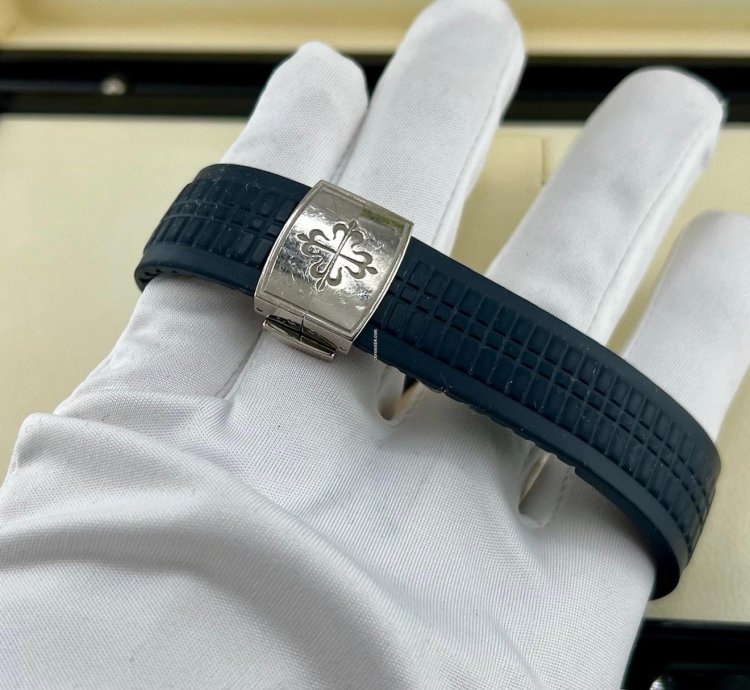 Patek Philippe Aquanaut 5168g White Gold Blue Dial 2019