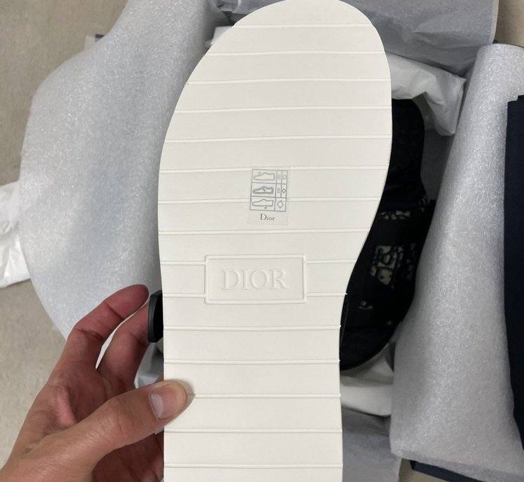 Dior Fw22 Alpha Sandals Size 43 Bnib