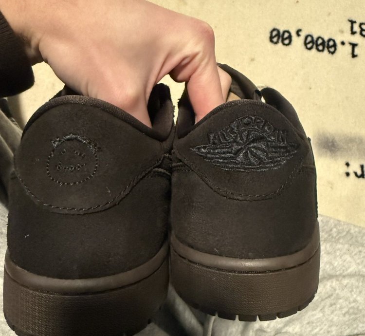 Travis Scott Jordan 1 Low Velvet Mocha Brown