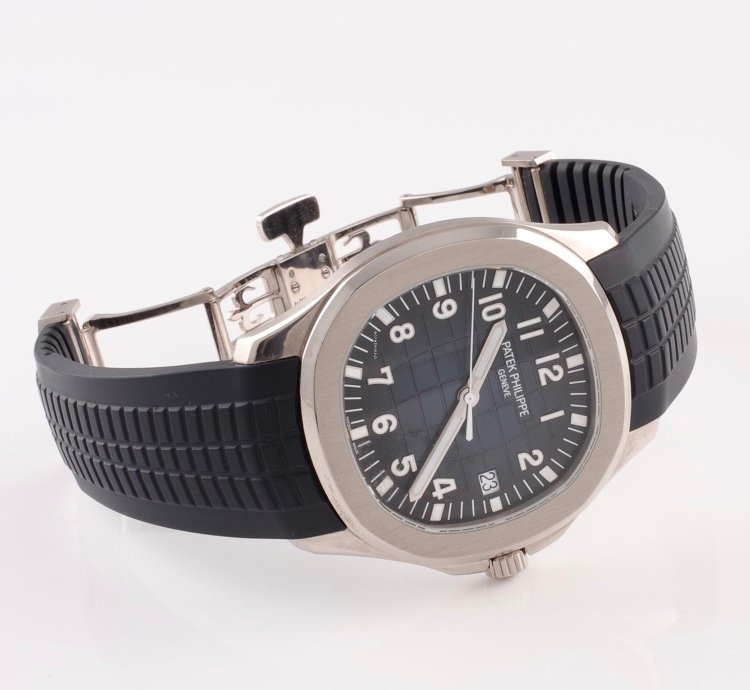 Patek Philippe Aquanaut 5168g-001 18k White Gold Blue Dial