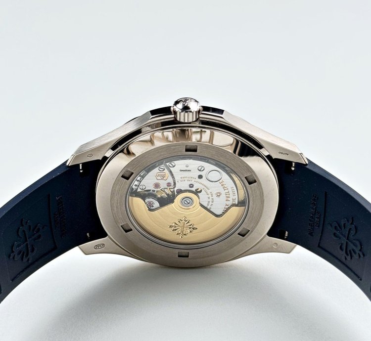 Patek Philippe Aquanaut 5168g-001 White Gold Blue Dial