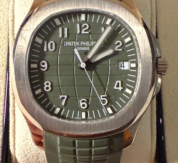 Patek Philippe Aquanaut 5168g-010