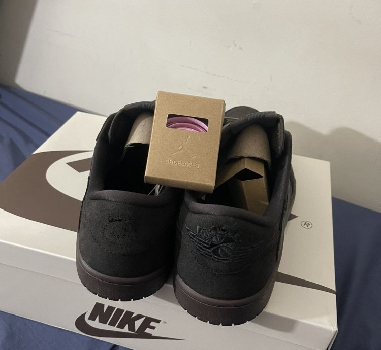 Travis Scott Jordan One Low Velvet Browns