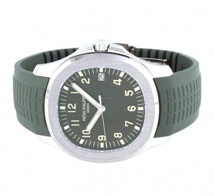 Patek Philippe Aquanaut 5168g-010 Automatic White Gold Good