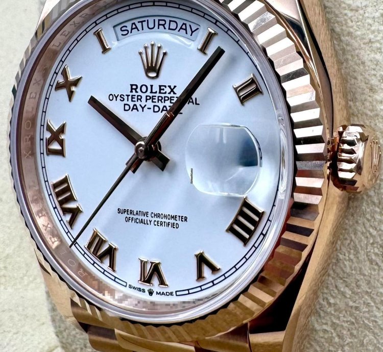 Rolex Day-date 36 128235 36mm Rose Gold White Roman Dial Unworn 2024