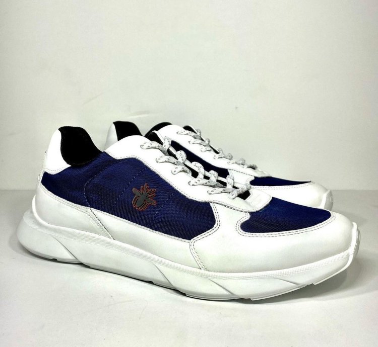 Dior Homme Embroidered Bee Runner
